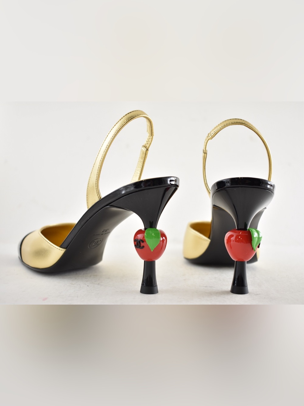 Chanel 26A Metiers Blazy Gold Black Red Apple Sling CC Slingback Heel Pump 38 - Picture 13 of 16